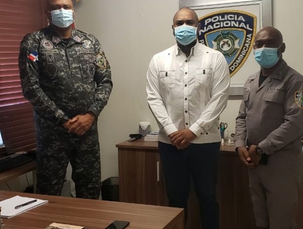 Coordinan reforzar seguridad en Hospital Jacinto Ignacio Mañón